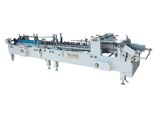 專(zhuan)業生産(chan)pvc膠盒糊(hu)盒機 全(quan)自動透(tou)明塑料(liao)膠盒機(ji) pet自動折(she)線機