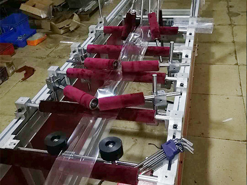 講一(yi)講膠盒機(ji)在操作過(guo)程中有什(shi)麽步驟？